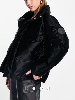 Rains 1522 boxy puffer winter jacket in velvet black